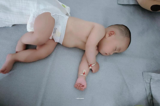 诸城9个月宝宝可以吃盐吗